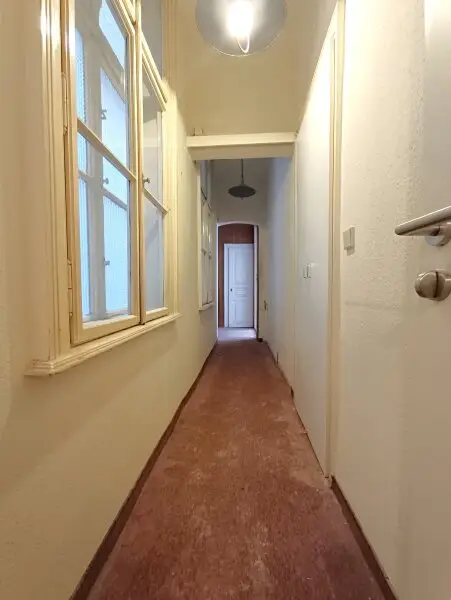 Großzügige 2,5-Zimmer Wohnung im 9. Bezirk mit viel Potential! Nähe U4 Friedensbrücke!