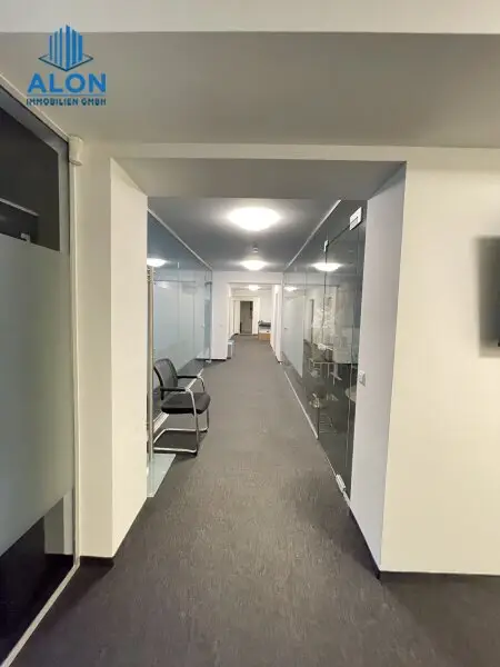 Büro- Fläche im Gemeinschaftsbüro