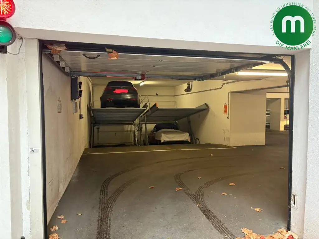4 Stk Garagenplätze (Stapelparksystem)