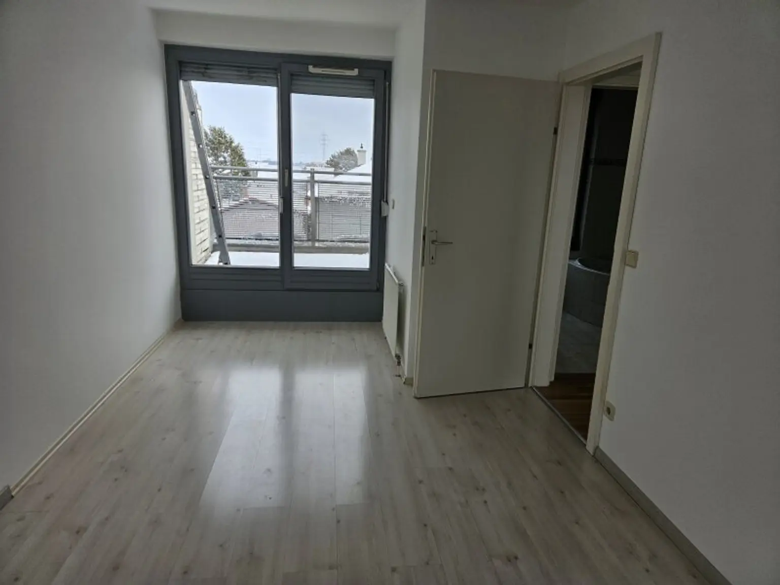 *** TOLLES REIHENHAUS *** ZENTRALE RUHELAGE *** VERMIETET BIS 2029 ***