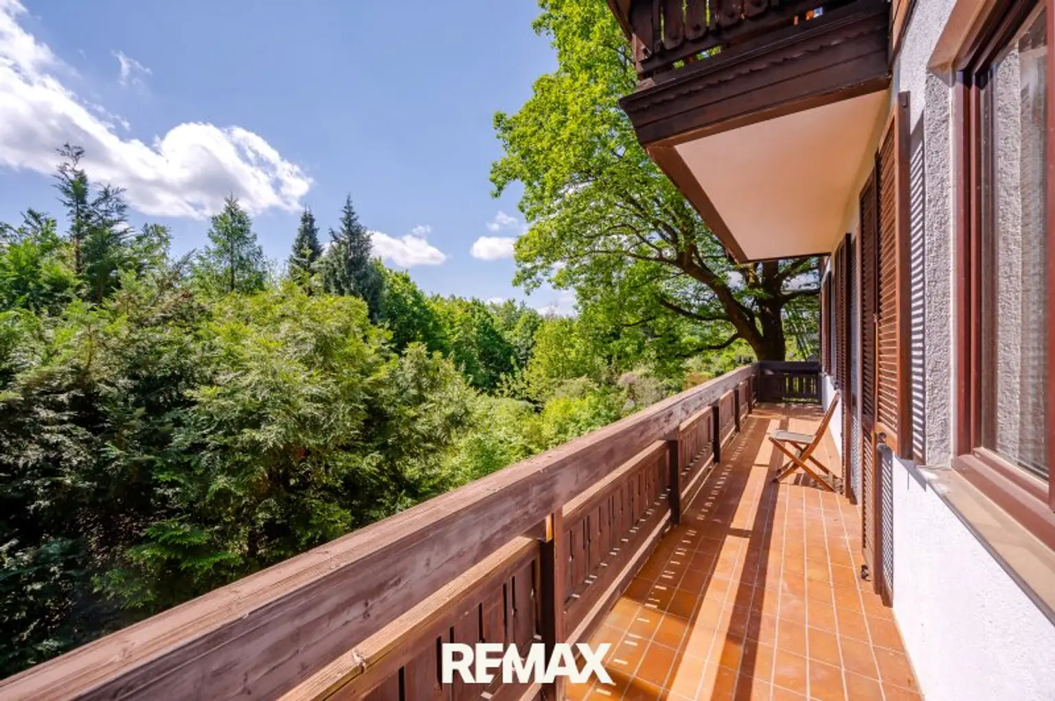 Balkon mit traumhaftem Grünblick