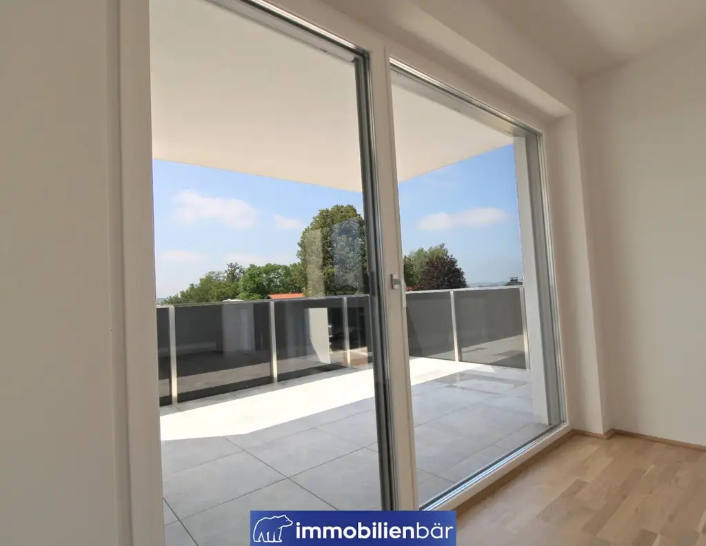 Moderne vermietete Traumwohnung in Top-Lage mit Balkon und Carport