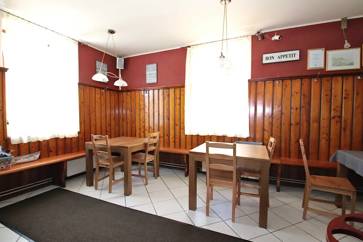 Gasthaus in Leoben-Göss | großzügiger Garten | inkl. Nebengebäude und Carport | 5 Gästezimmer | IMS Immobilien KG
