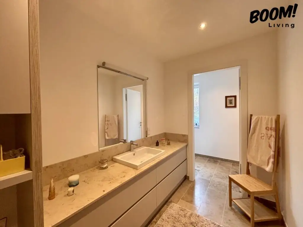 Dachgeschosswohnung in zentraler Ruhelage