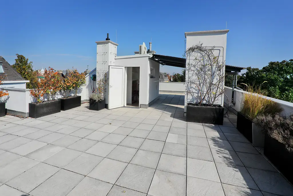 Traumhafte Dachgeschosswohnung mit Wienblick | 4-Zimmer mit Balkon und weitläufiger Terrasse