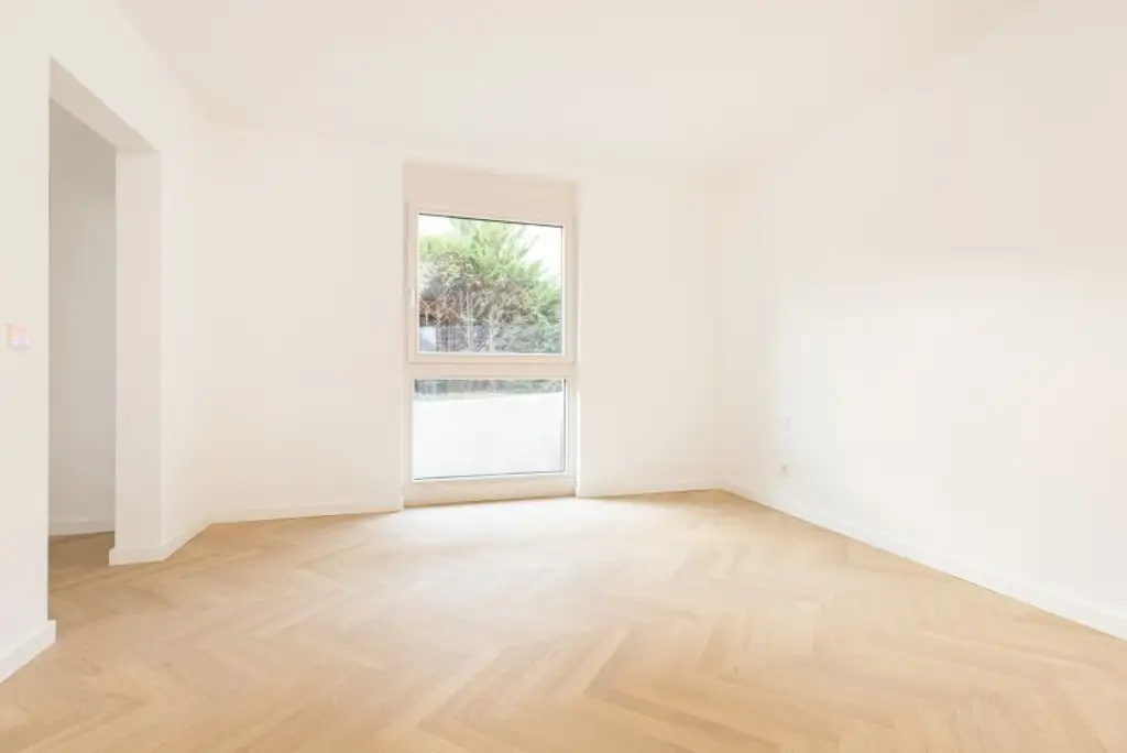 EXKLUSIVE GARTENWOHNUNG IN HIETZING MIT SALZWASSER-POOL UND SAUNA