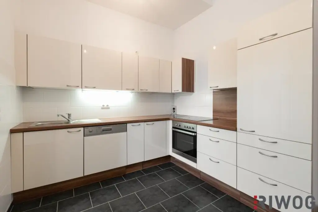 NÄHE 1. BEZIRK, DONAUKANAL UND AUGARTEN | Komplett hofseitige Altbauwohnung | Ideal auch zur WG-Nutzung | Rembrandtstraße