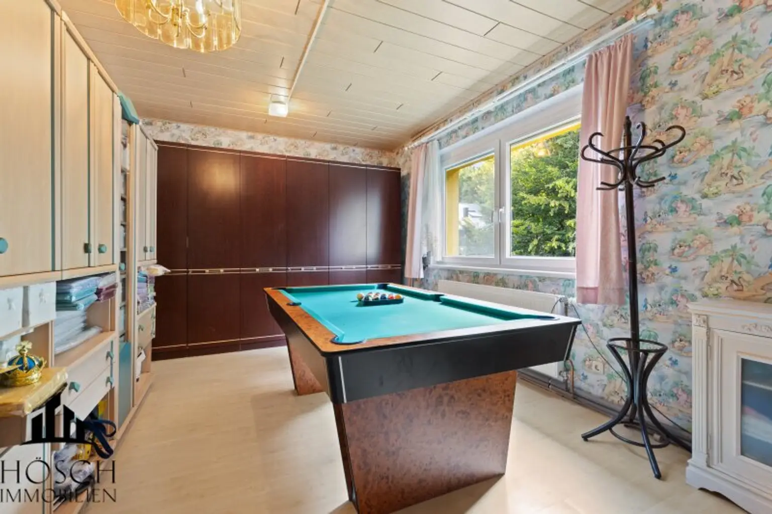 Exklusive Villa mit Parkgarten, Springbrunnen & Salzwasserpool – Ihr Wohntraum in Gresten