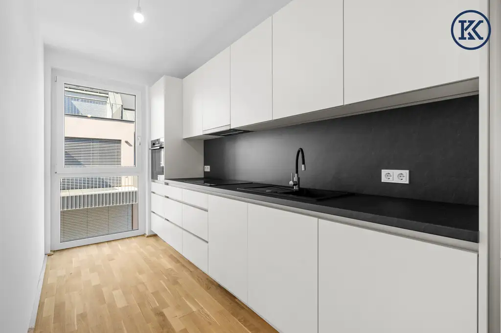 Ein Zuhause für alle, die das Besondere suchen – mit Stil, Herz und Zukunft.
Jetzt entdecken und verlieben.