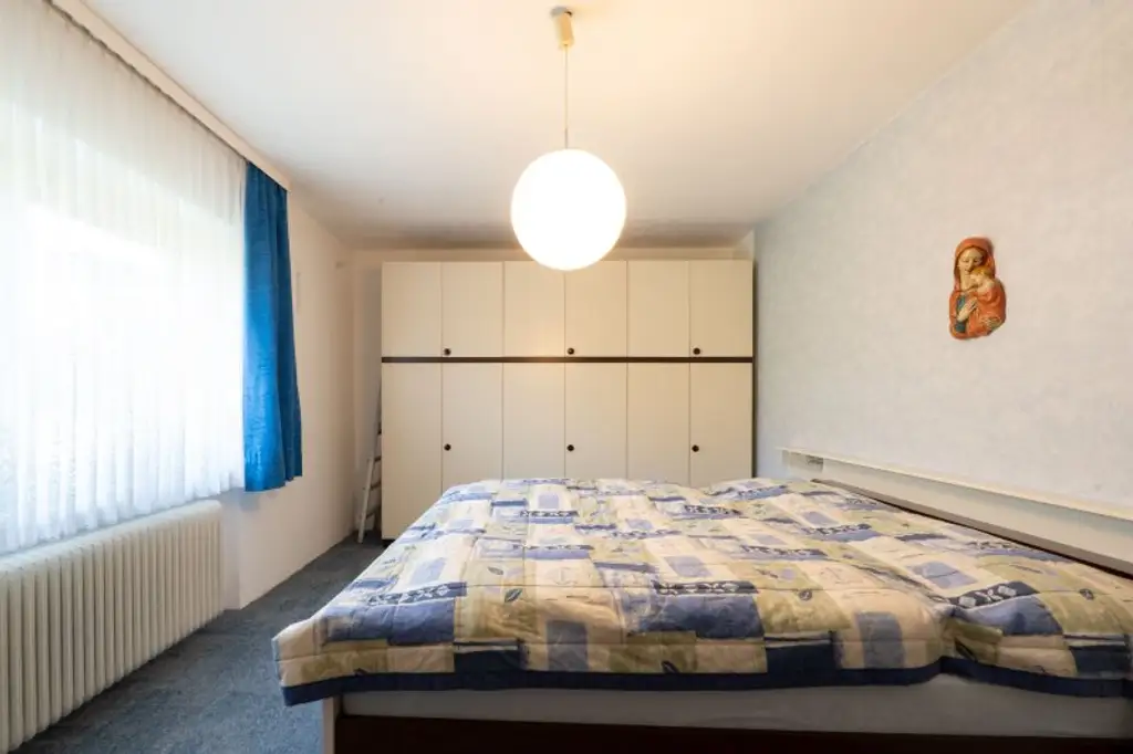 Charmantes Einfamilienhaus mit großzügigem Garten und Pool in Behamberg zu kaufen!