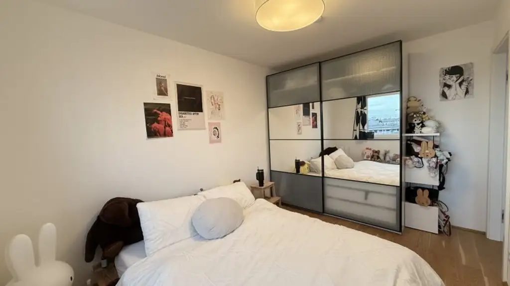 Neuwertige 2-Zimmer-Wohnung mit südöstl. Balkon und opt. Garagenstellplatz!