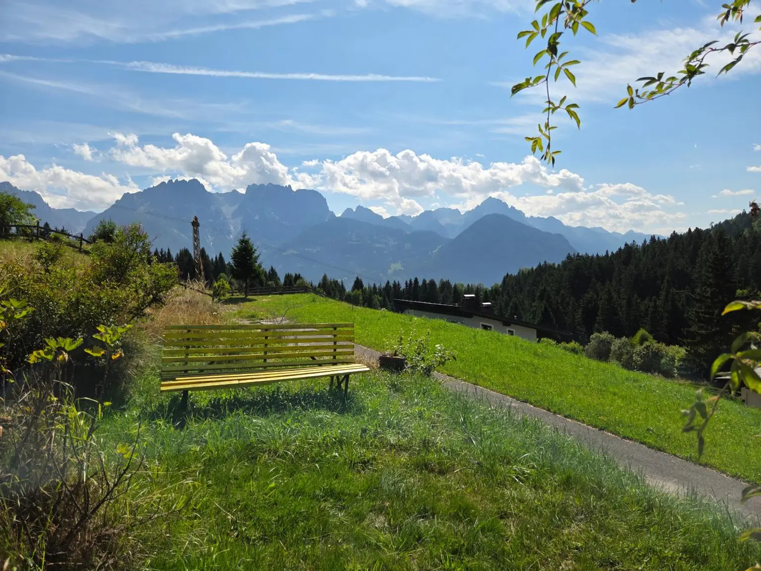 Zwischen Bergen und Natur - Wohnhaus mit 2 Wohneinheiten