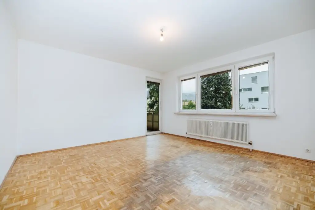 SANIERUNGSOBJEKT MIT POTENZIAL I PROVISIONSFREI I DIREKT AN DER MUR I SÜD-LOGGIA I LIFT I RUHIGE LAGE I PROJEKT WOHNEN