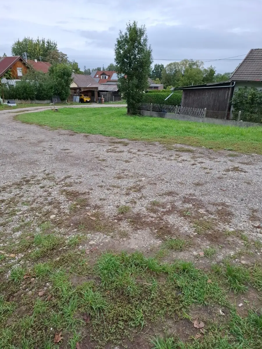 Grundstück