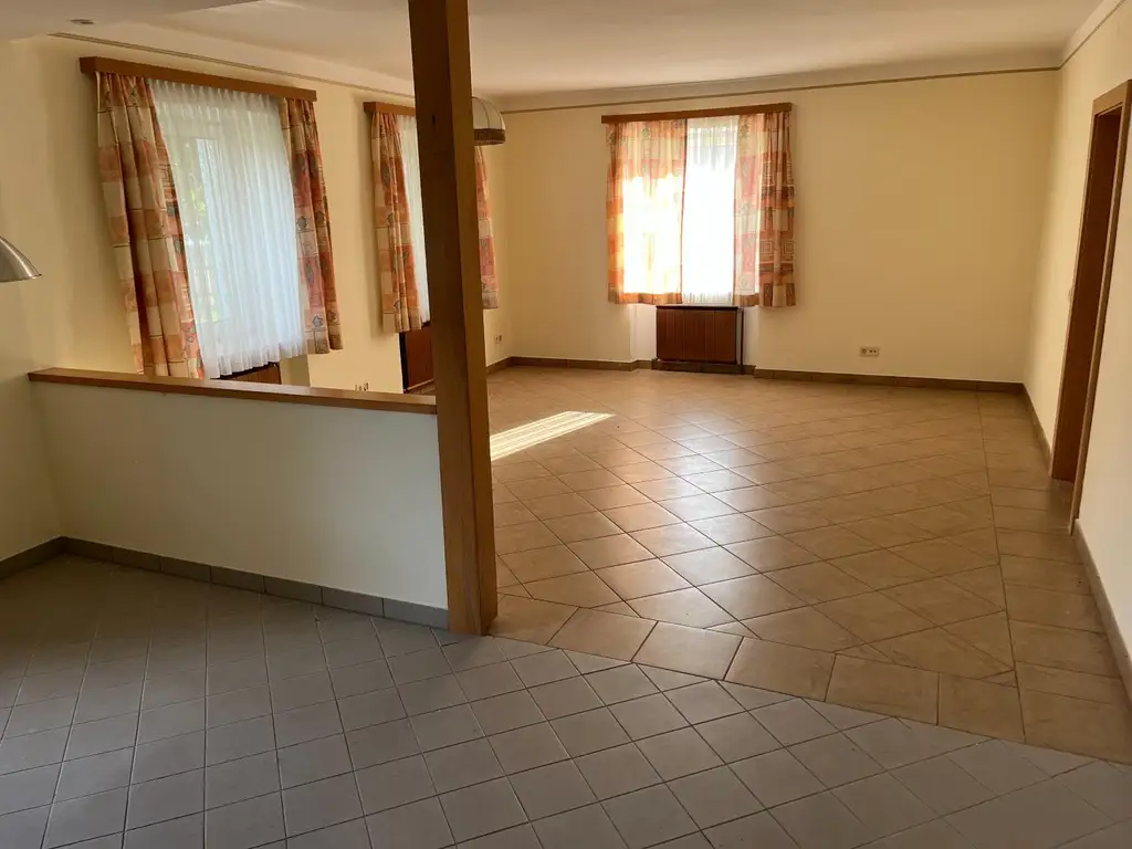 Bieterverfahren - Jetzt anmelden! Idyllisches Haus mit 2 Wohneinheiten in einzigartiger Lage an der Donau Persenbeug Zentrum