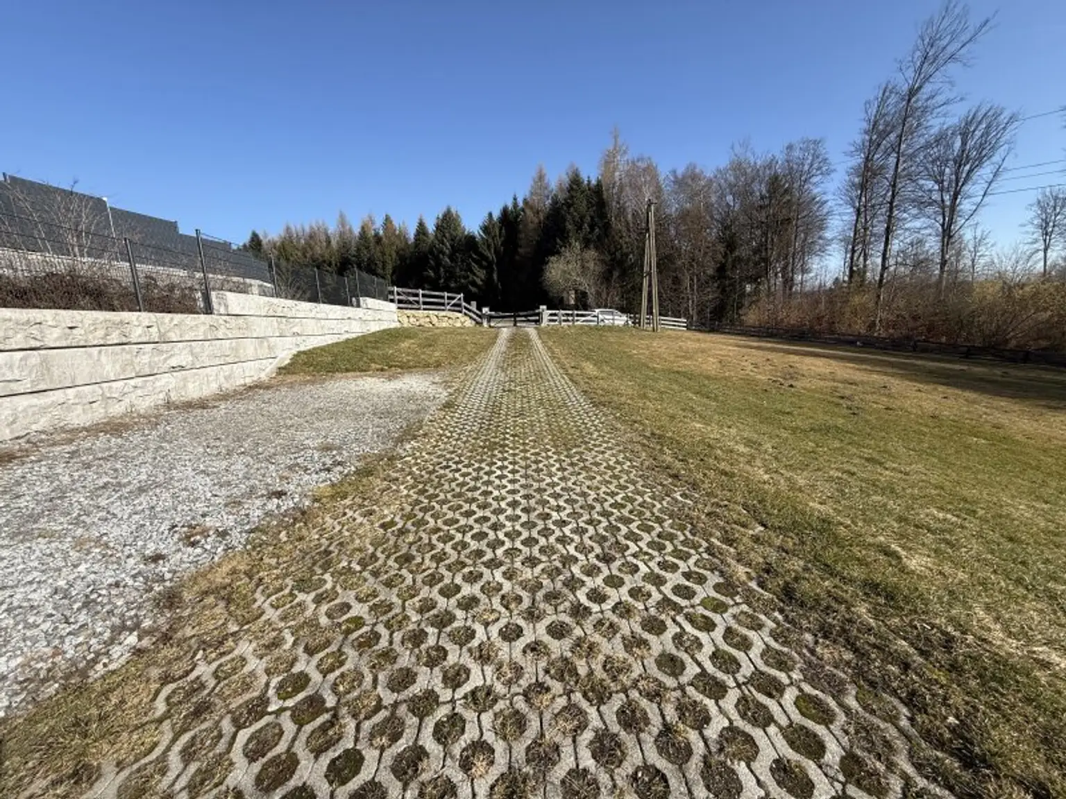 Naturparadies mit Zweitwohnsitzwidmung nahe der GIS in Lichtenberg