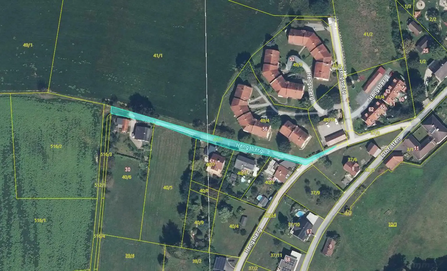 Baugrund mit altem Gebäude und Bauerwartungsland mit Weganteil im Zentrum von Hengsberg