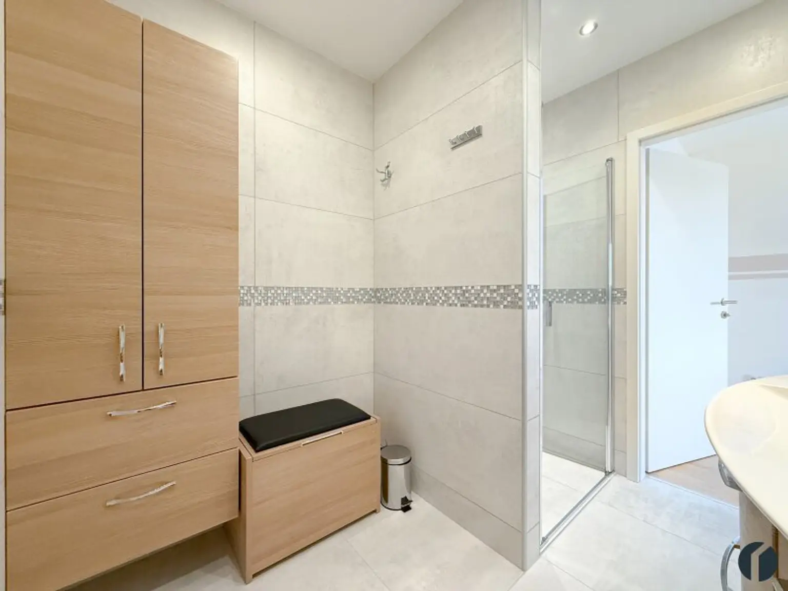 2-Zimmer-Wohnung mit Balkon, Klimaanlage & Parkplatz in zentraler Lage von Tulln