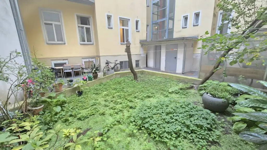 Erstbezug 2 Zimmer, Lichtdurchflutete Räumlichkeiten