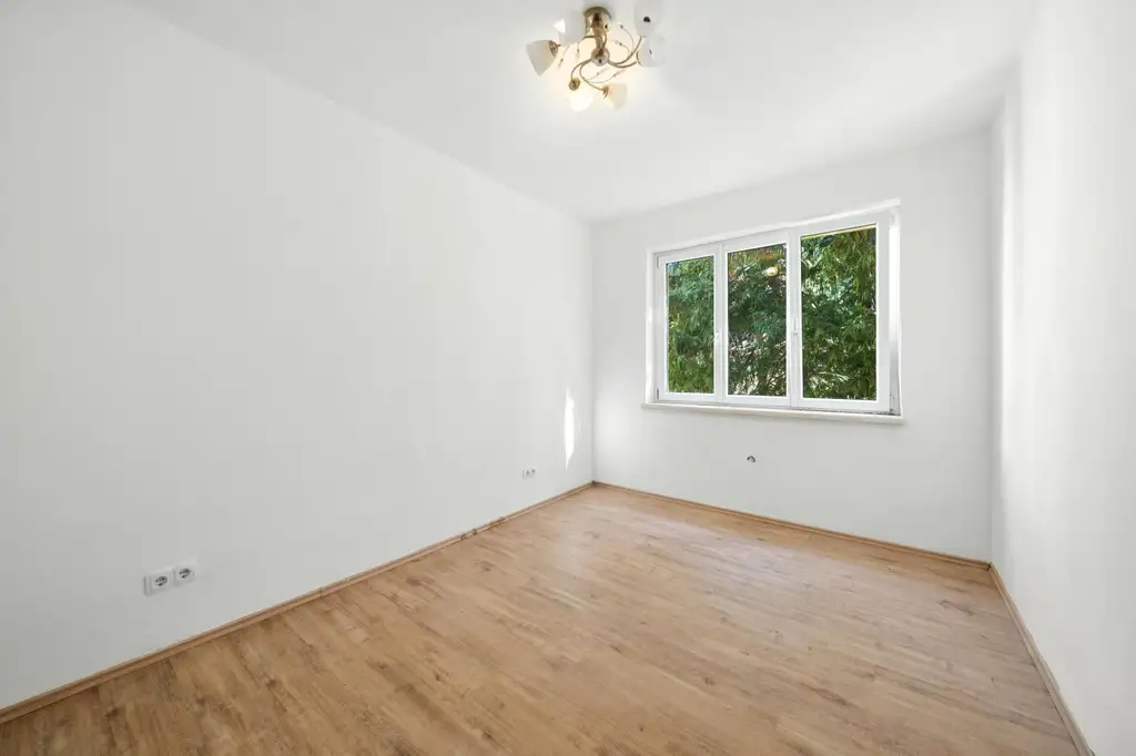 Zentrale 3-Zimmer-Wohnung mit sonnigem Flair in Hollabrunn!