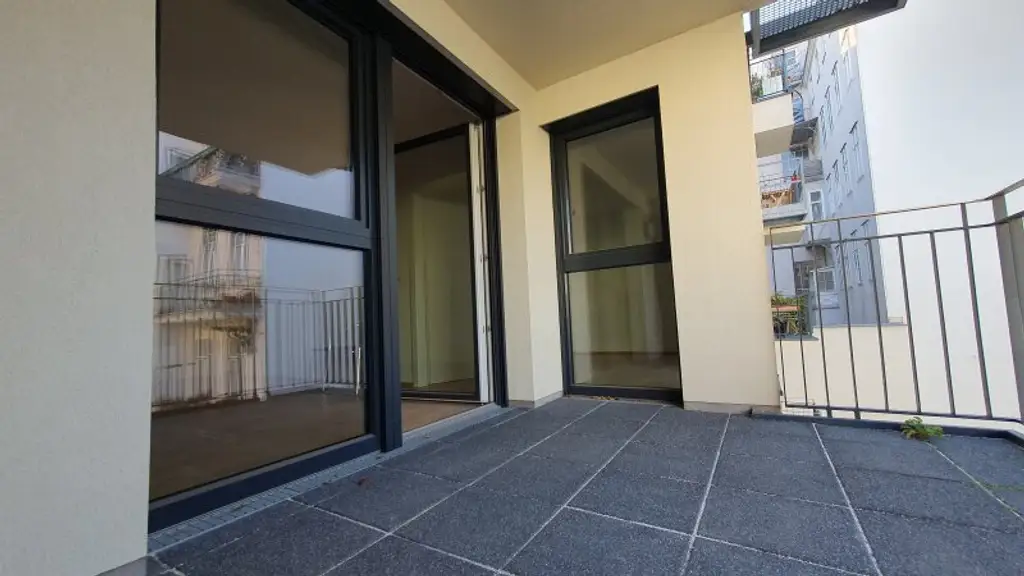 Tolle Neubauwohnung in Toplage mit Freifläche und Garage!