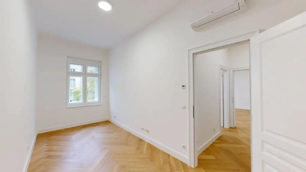 Klimatisiertes 5-Zimmer Wohnjuwel im Herzen des 9. Bezirks – mit Fernwärme