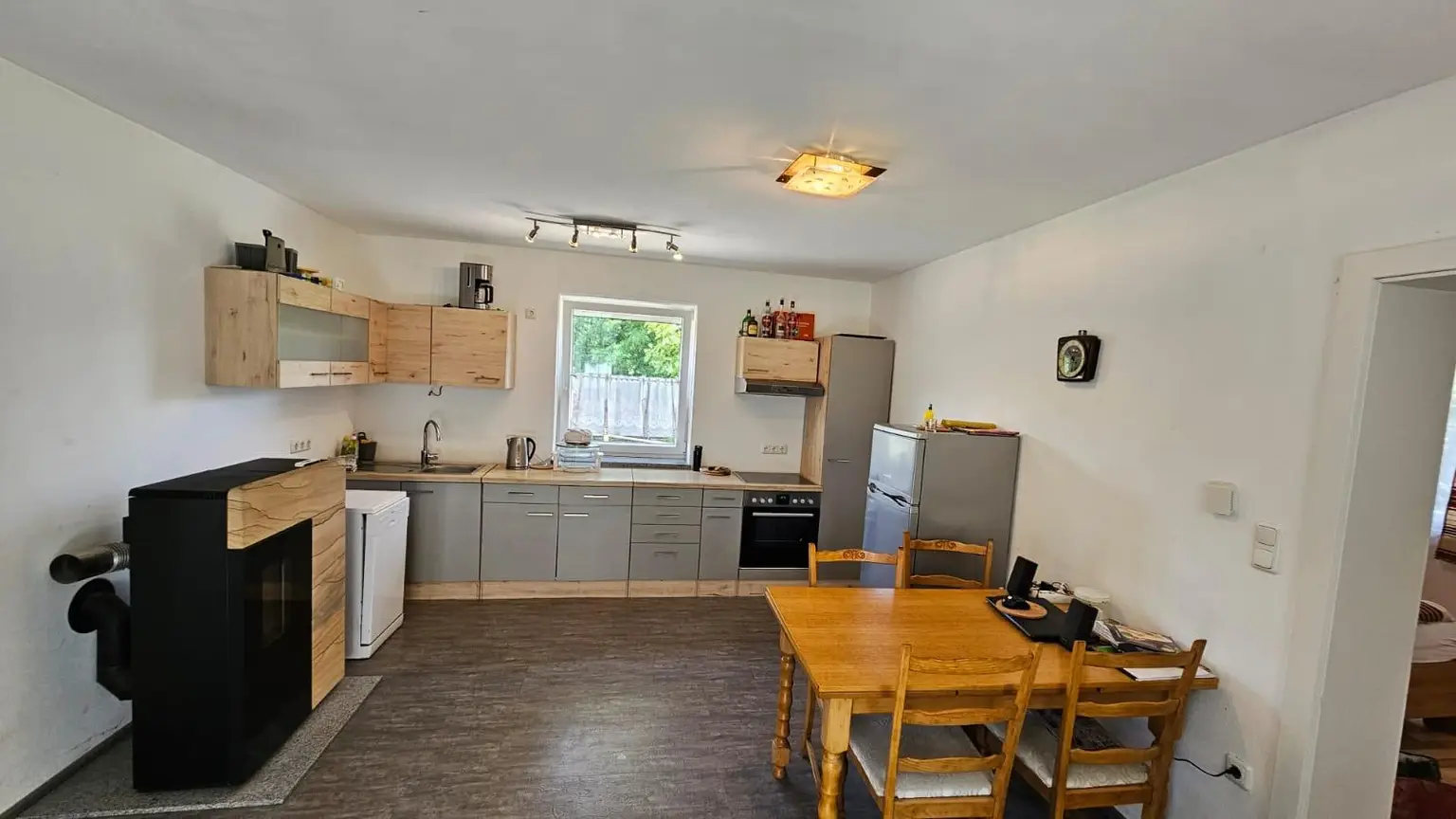 Innviertel-Highlight! Schöner neuwertiger Bungalow mit gr. Garage und schönem Garten in Eggerding nahe Andorf und Schärding zu verkaufen!
