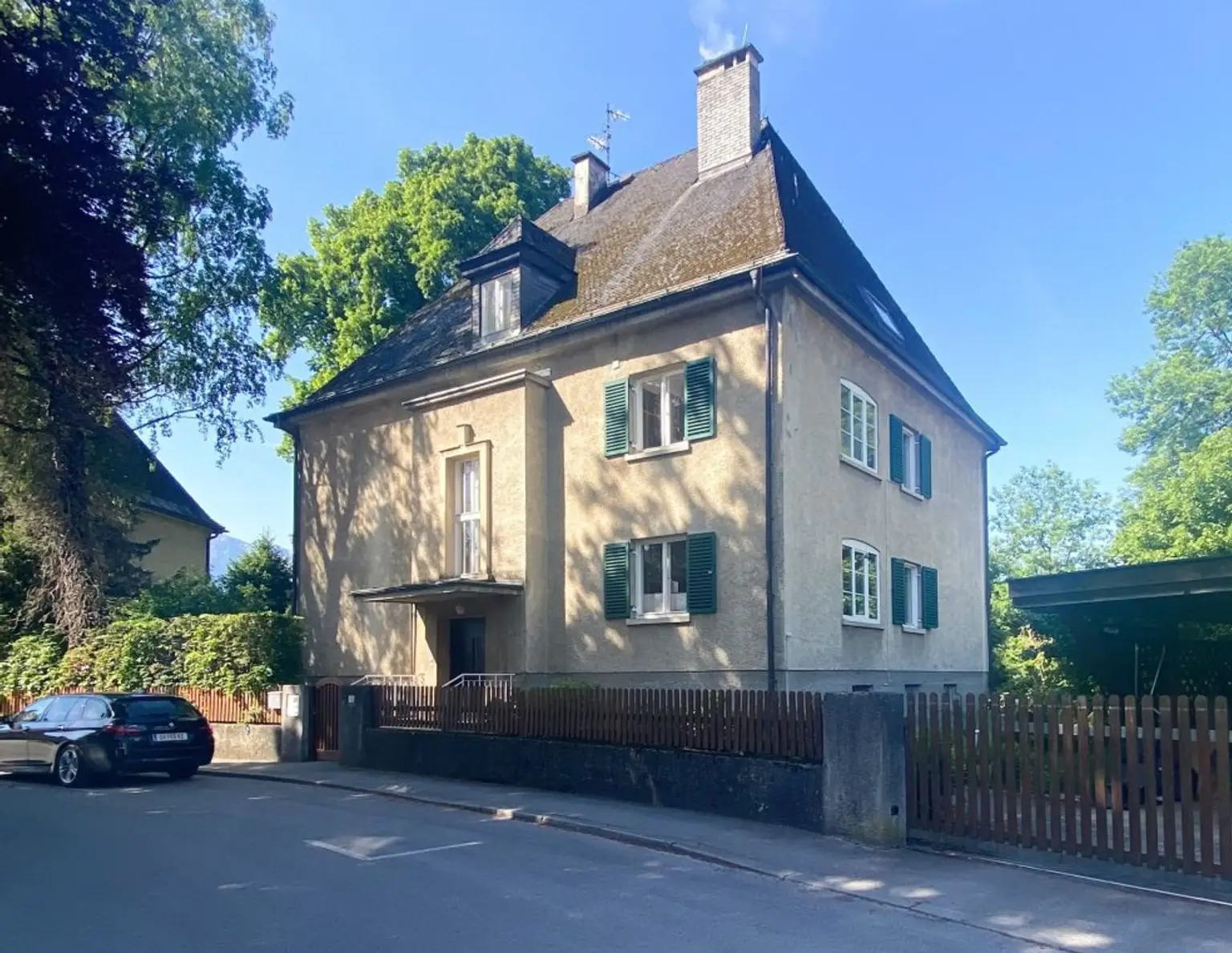 Charmante 2,5-Zimmer-Dachgeschosswohnung in zentraler Lage/ Riedenburg