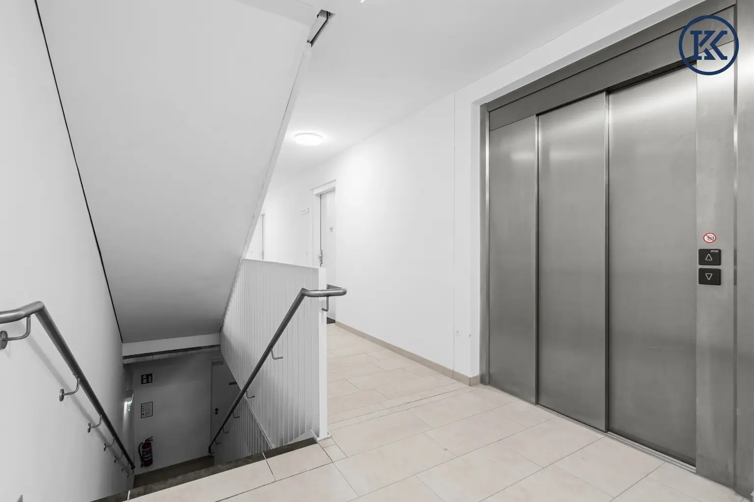 Ein Zuhause für alle, die das Besondere suchen – mit Stil, Herz und Zukunft.
Jetzt entdecken und verlieben.