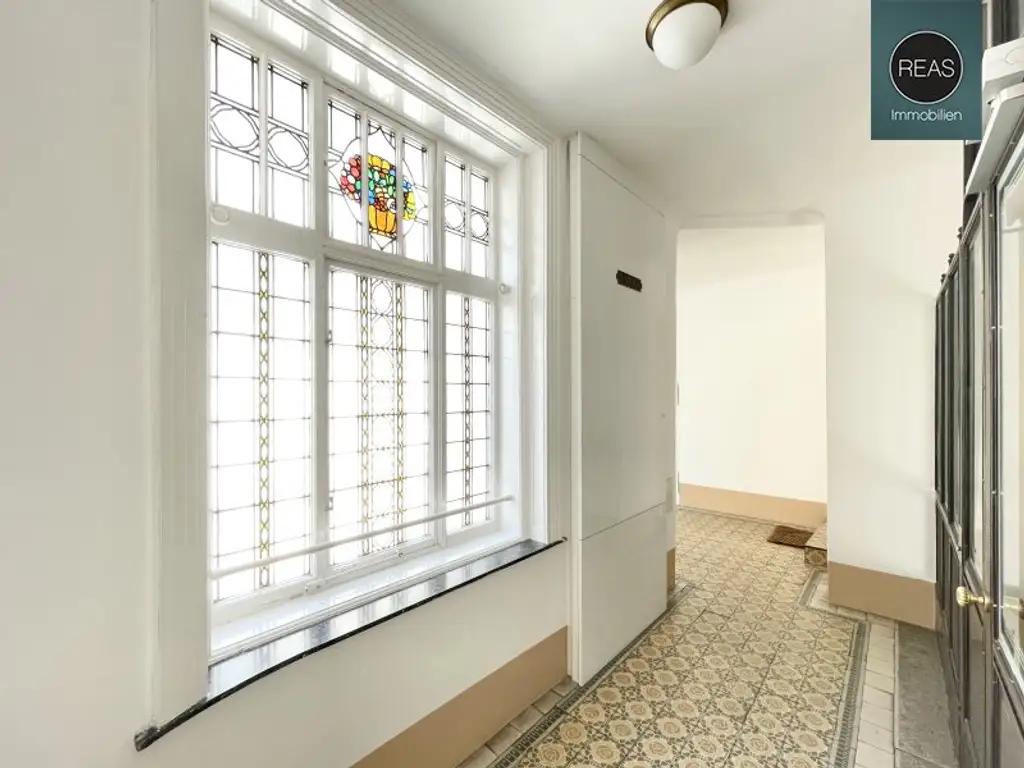 Dem Steffl so nah! Absolutes Traumapartment mit hochwertigen Einbaumöbeln und einzigartiger Dachterrasse samt Speiselift