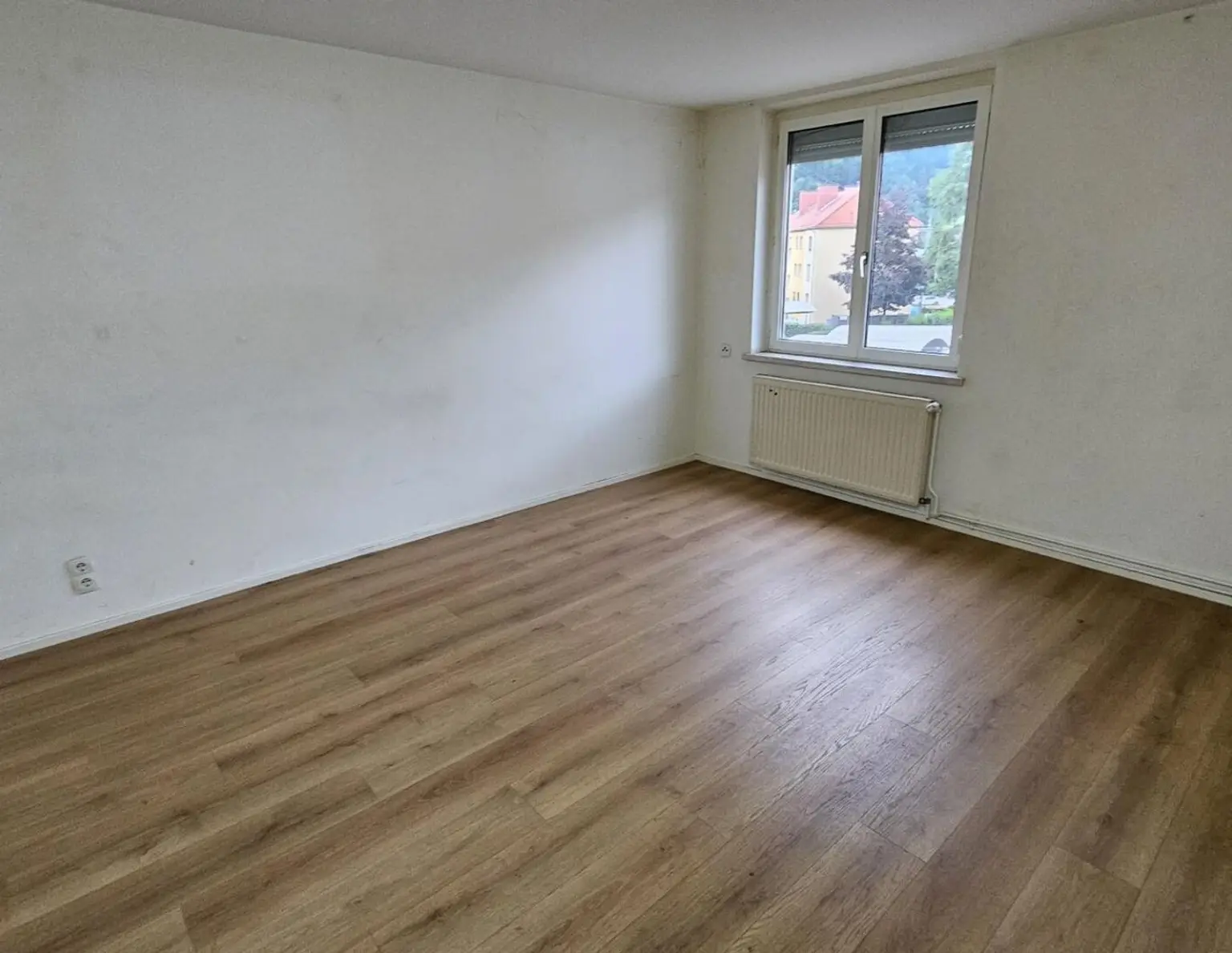 PROVISIONSFREIE GEFÖRDERTE 2 ZIMMERWOHNUNG