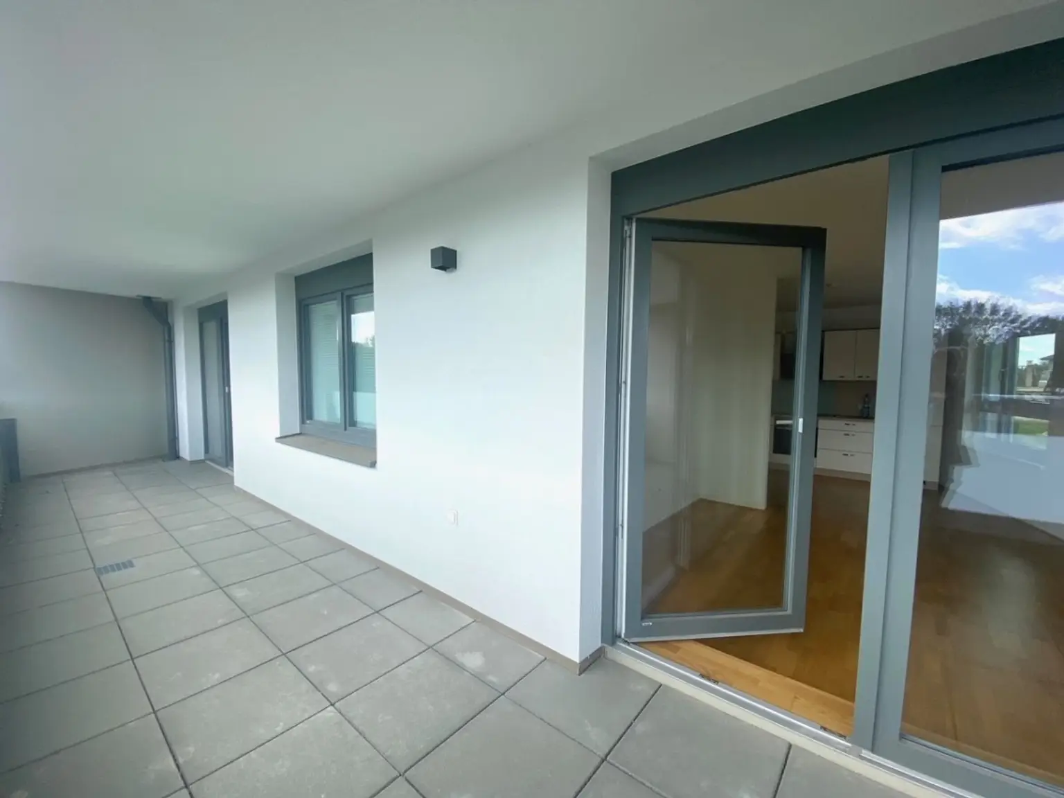 7 | NEU ++ VIER Zimmer mit TERRASSE und GARAGENPLATZ | Prima Service Immobilien