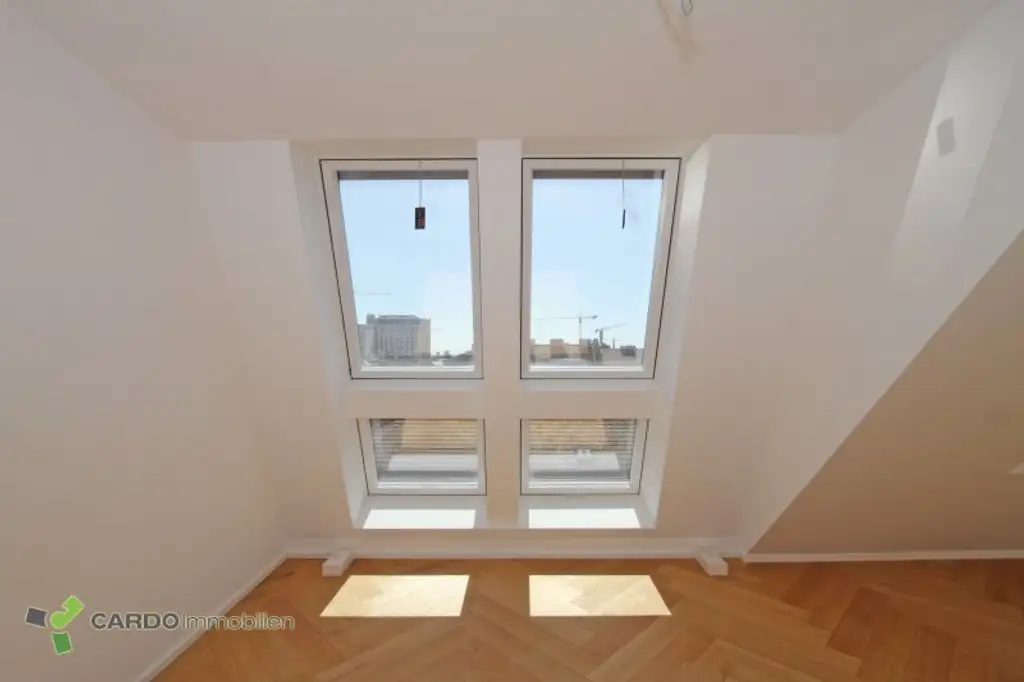 Exklusive Dachgeschosswohnungen mit Außenflächen in einem schönen Altbau