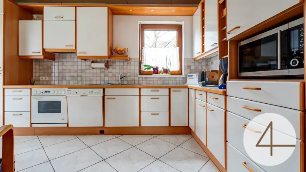 Attraktives, erstklassig gepflegtes Haus in Deutsch-Wagram