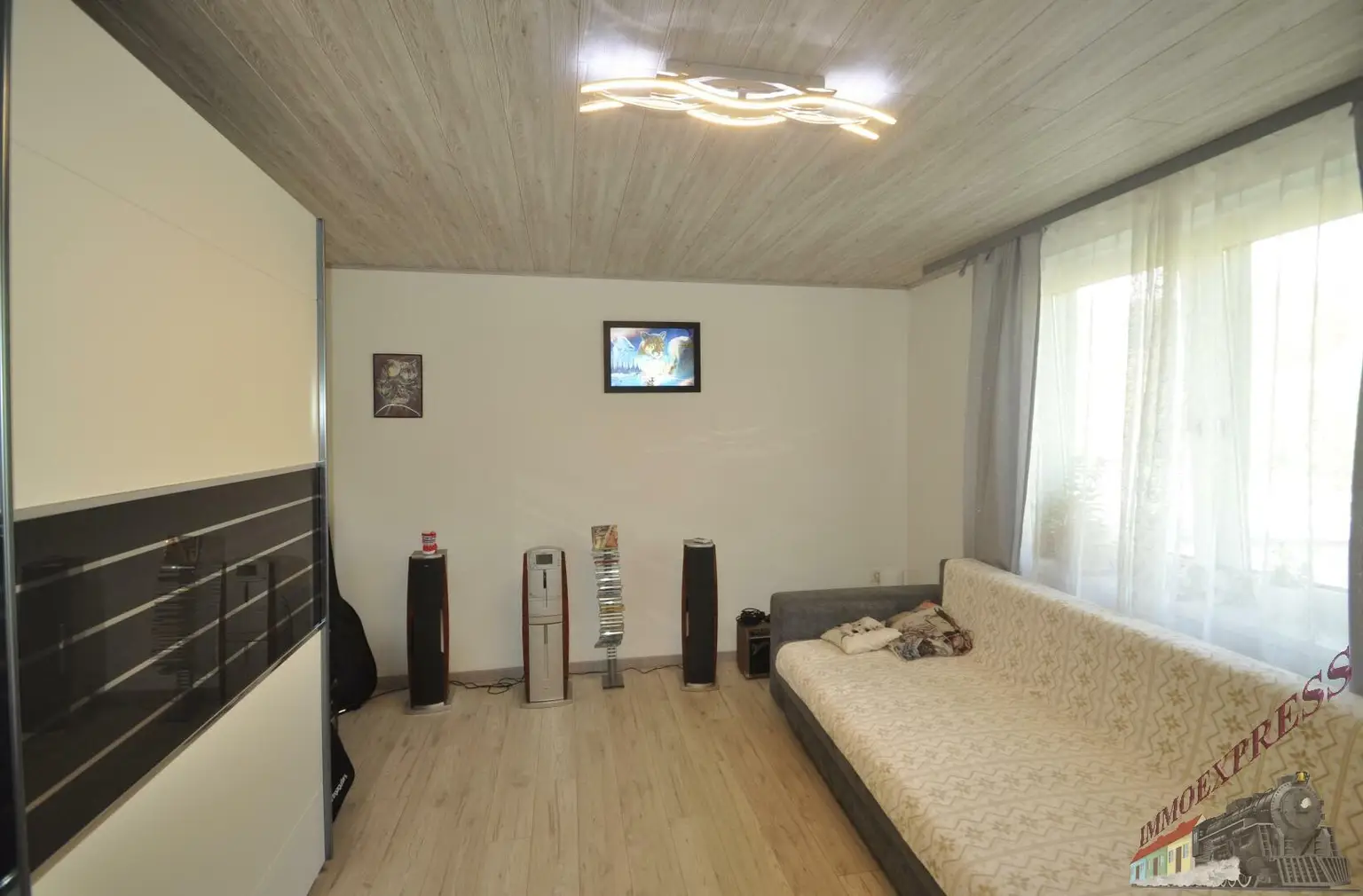 2-Parteien-Haus mit 2 Wohnungen zu je 112 qm und 67 qm in Rotheau