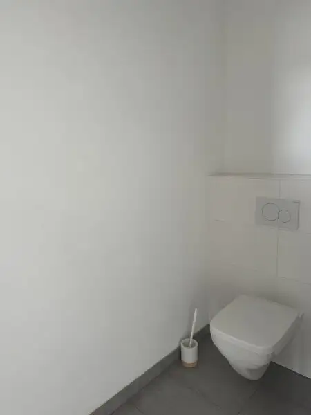 Coole 2-Zimmer-Wohnung mit 2 Mega Terrassen, Top Infrastruktur. Im Zentrum von Eisenstadt.