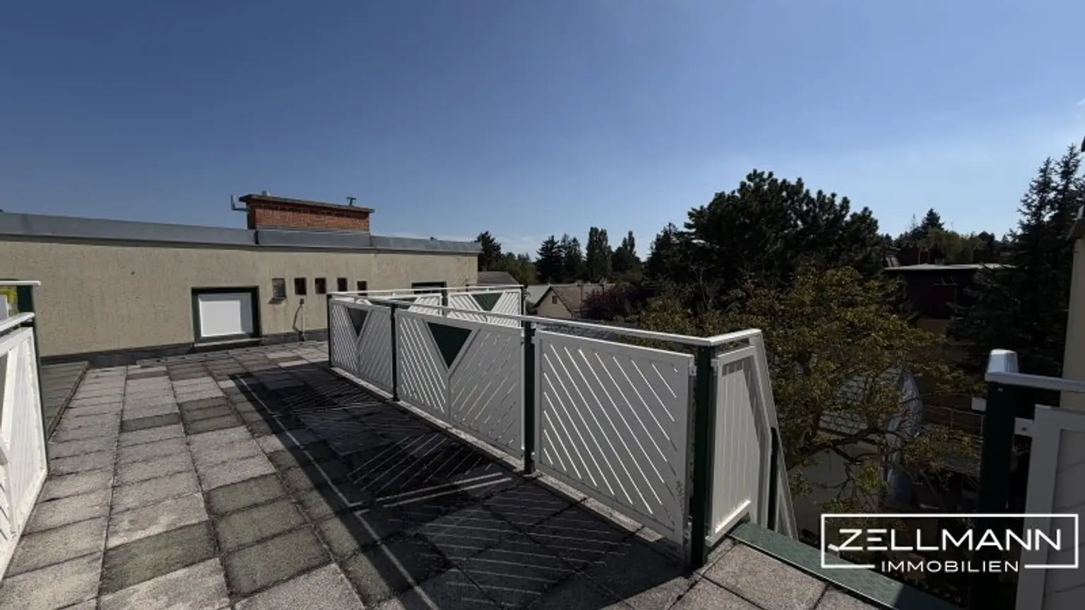 Herrschaftliche Villenetage mit 650 m² Eigengarten und Dachterrasse in Wien-Mauer | ZELLMANN IMMOBILIEN