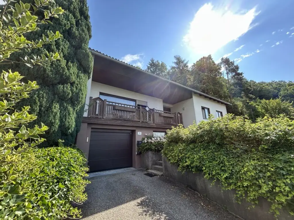 Charmantes Einfamilienhaus mit großem Grundstück in Freudenstein, Feldkirchen an der Donau