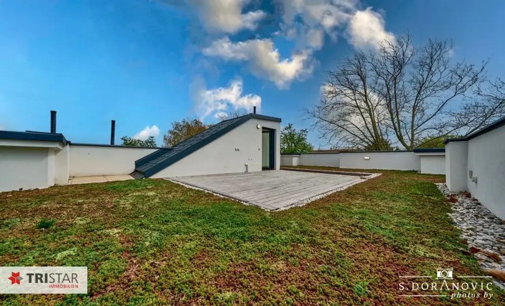 NEU! ++ Gießhübl/Maria Enzersdorf ++ Exklusives Haus mit Pool, Garten, Dachterrasse & 2 Carport-Stellplätzen ++ Vollunterkellert ++ inkl. Küche ++