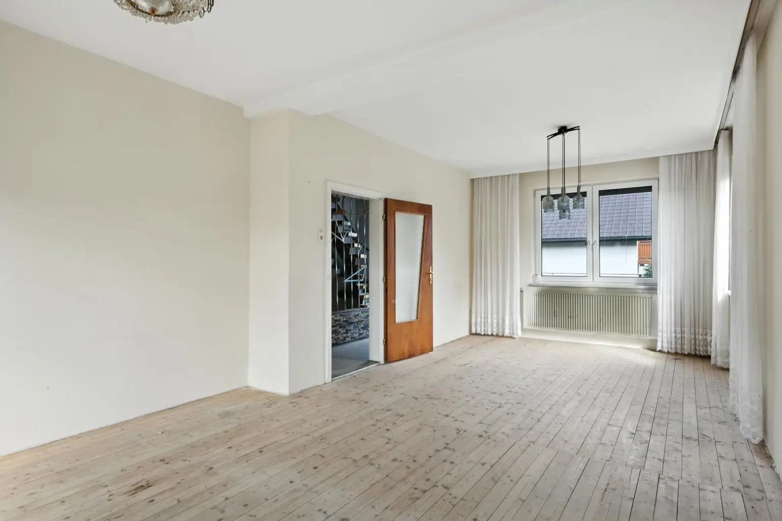 Ihr neues Zuhause: Einfamilienhaus mit vielseitigem Ausbaupotenzial in familienfreundlicher Stadtlage!