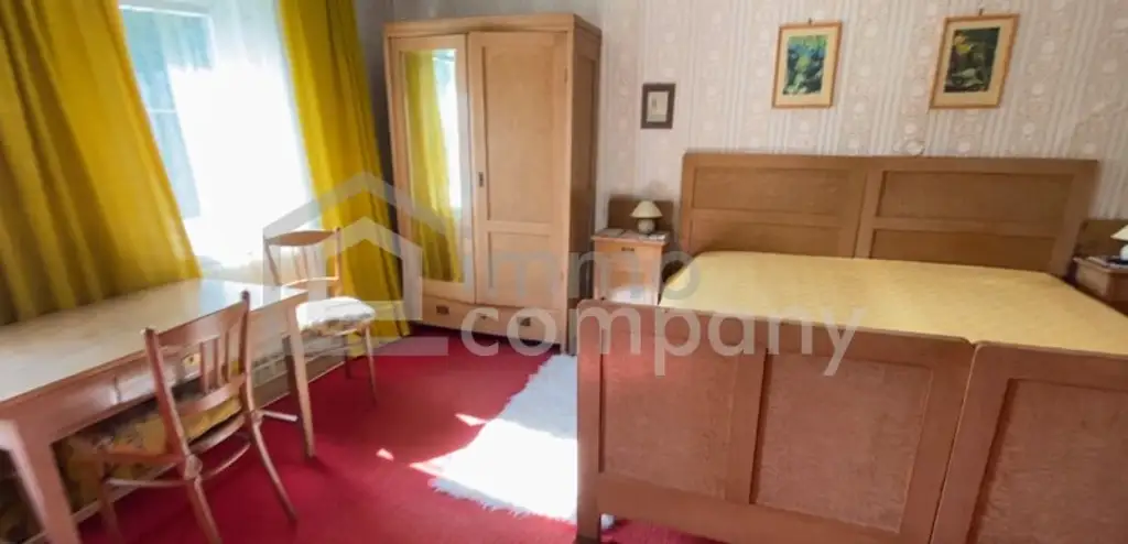 Elegantes Landhaus mit privatem Waldstück