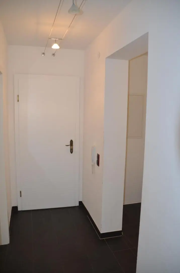 Moderne 4-Zimmer-Wohnung mit Wintergarten und Balkon