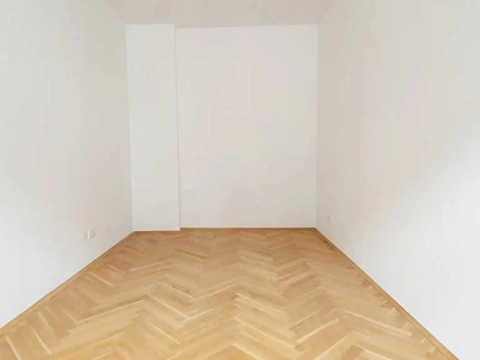 ERSTBEZUG Top sanierter Altbau nähe Meidlinger Hauptstraße 3. Liftstock