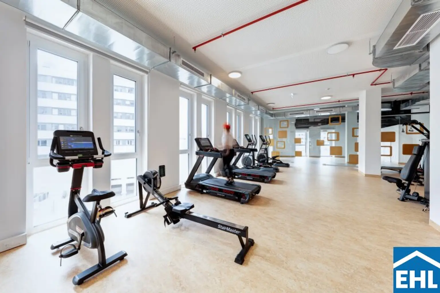 Skyline-Feeling im 34. Stock des Q-Tower mit Südost-Ausrichtung