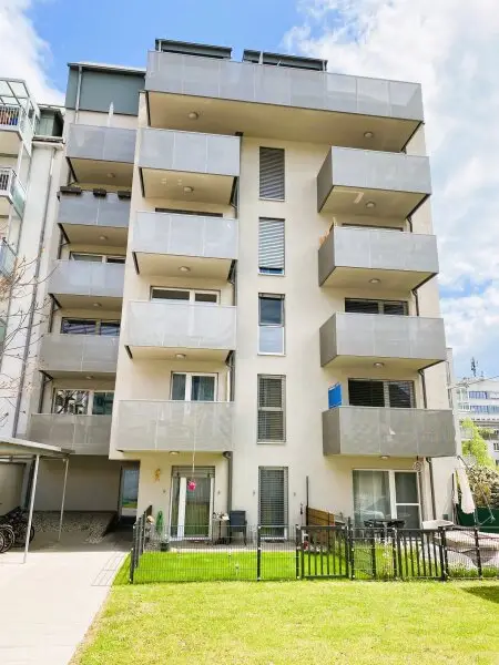 Modernes, zentrales Wohnen mit Balkon – 2-Zimmer-Wohnung