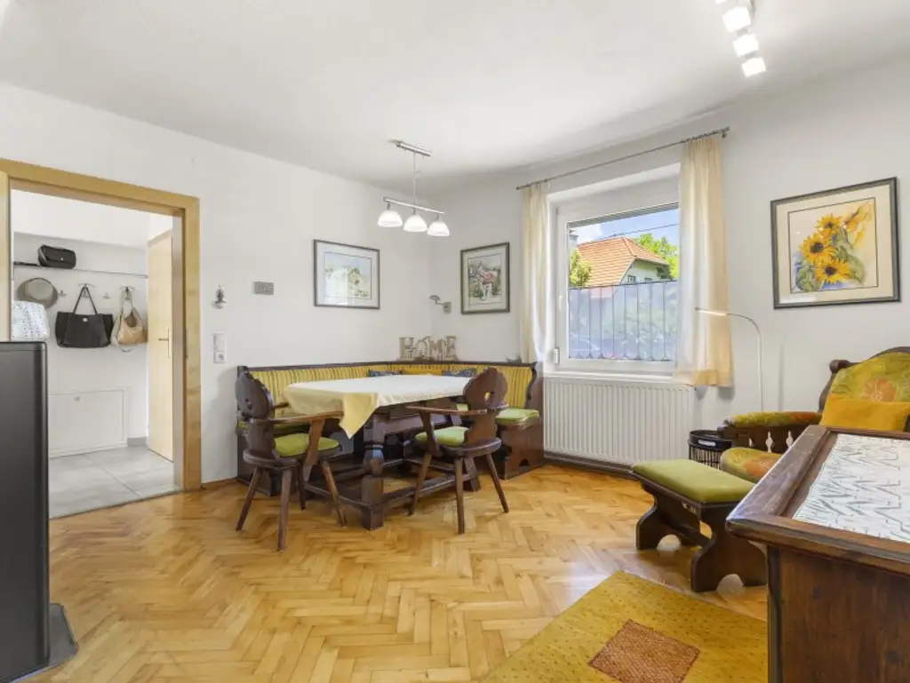 Tolles und schönes 150m² Einfamilienhaus mit Garage und Nebengebäude in Eberndorf