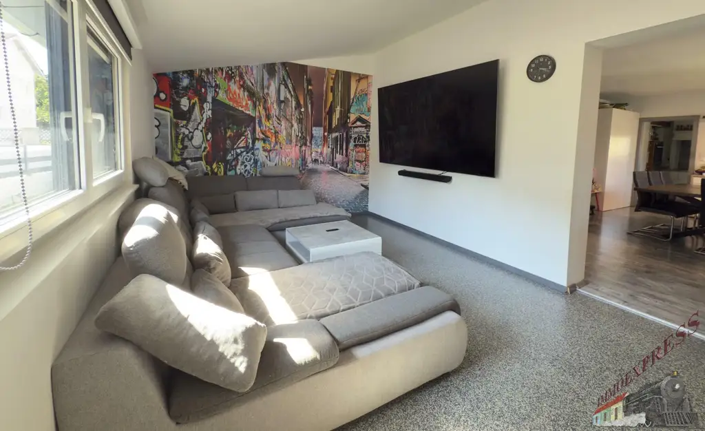 Zweifamilienhaus mit zusätzlichem Baugrundstück & vielen Extras in 2752 Wöllersdorf