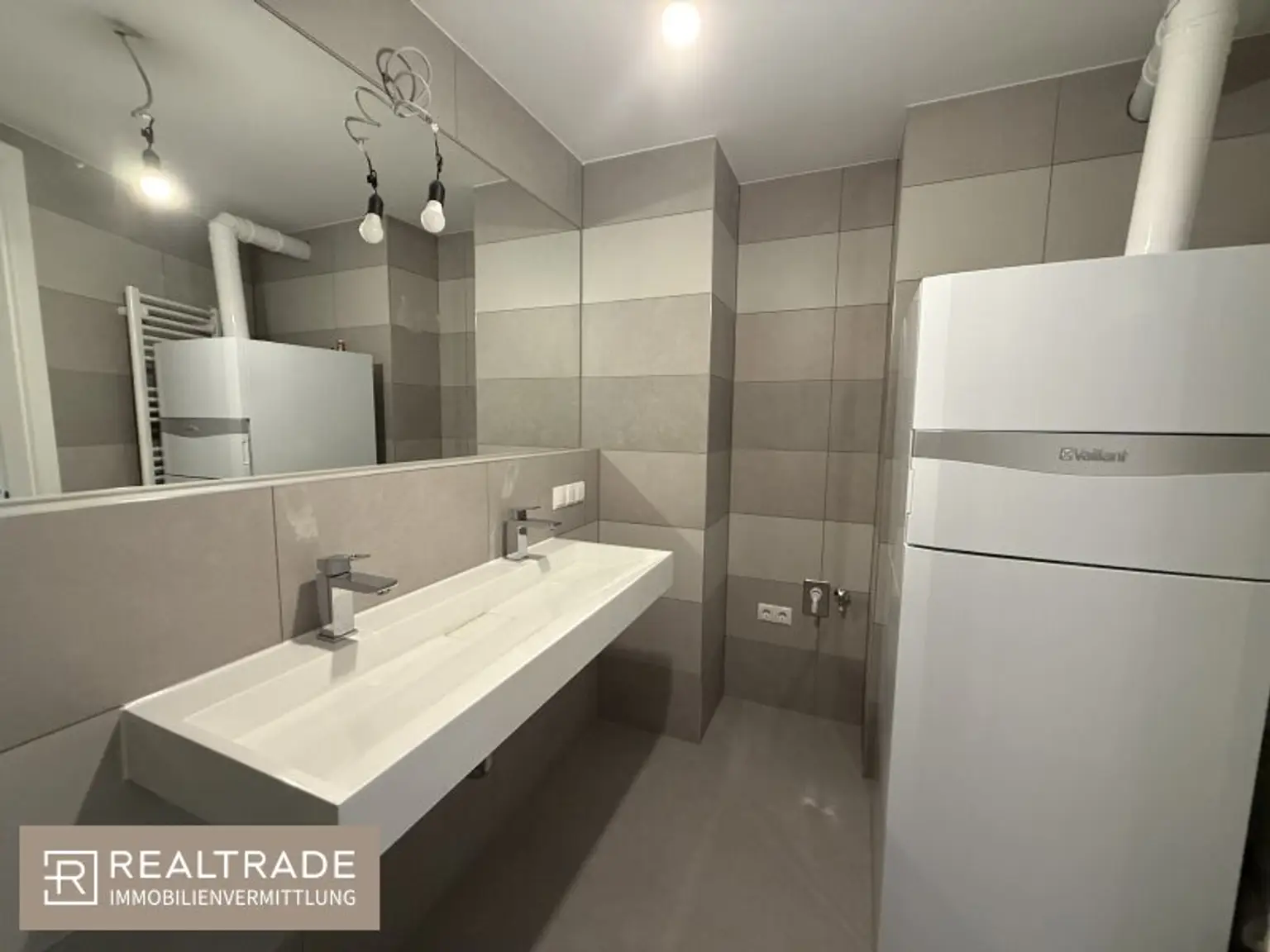 !!! NEU !!! Erstbezug DG-Wohnungen nähe Heinestraße