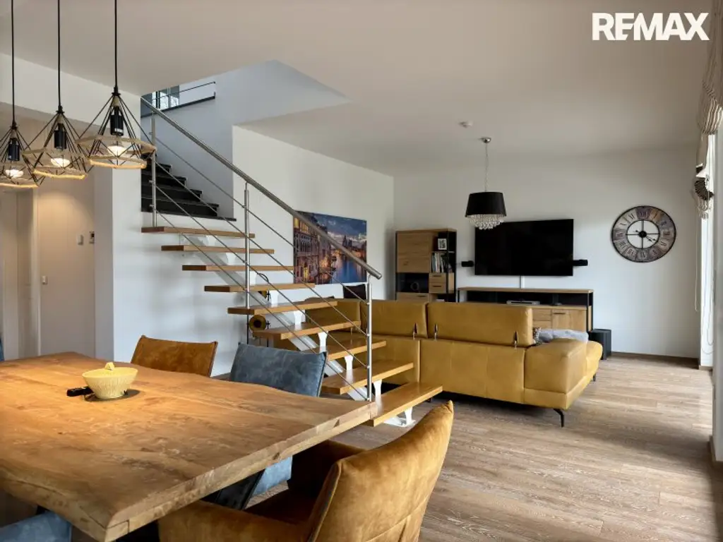 Seeluft - Einfamilienhaus auf Pachtgrund mit ca. 189 m² Wfl. am Neudörflersee zu kaufen!