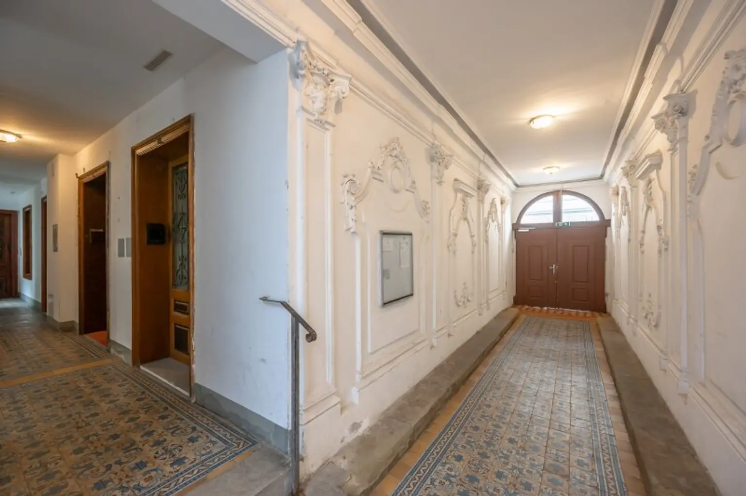 ++NEU++ sanierungsbedürftige 2-Zimmer-Wohnung in sehr guter Lage direkt am Augarten